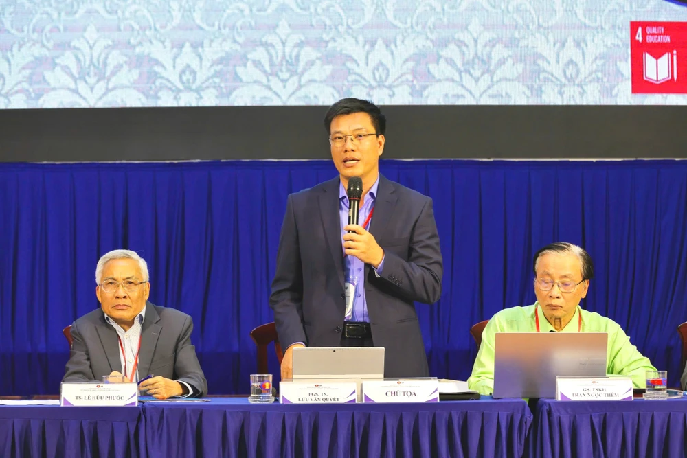 Phan Châu Trinh (7).jpg