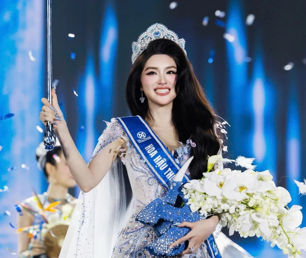 Miss World Vietnam (2).jpg