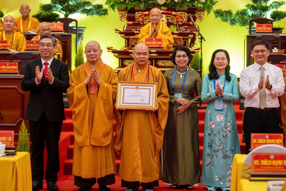 đại hội 11 (11).jpg