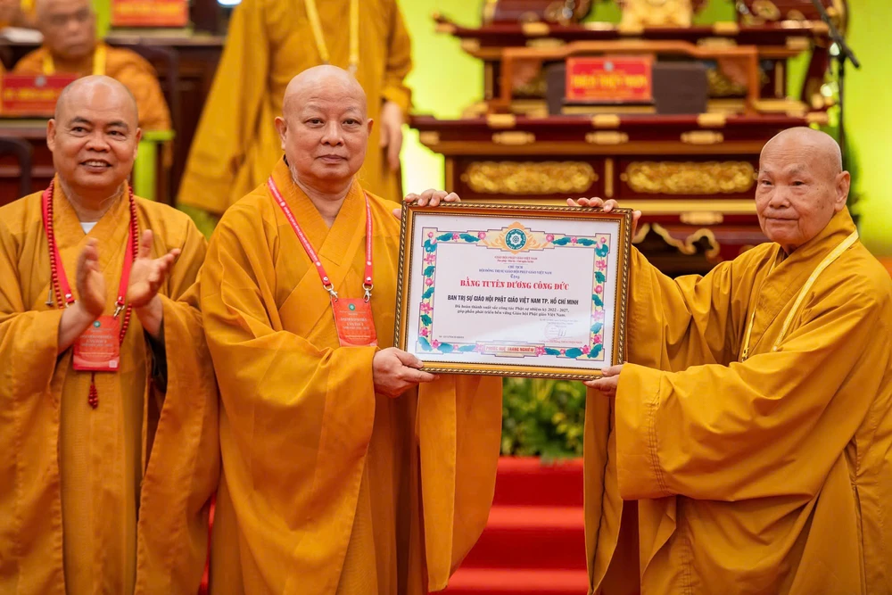 đại hội 11 (15).jpg