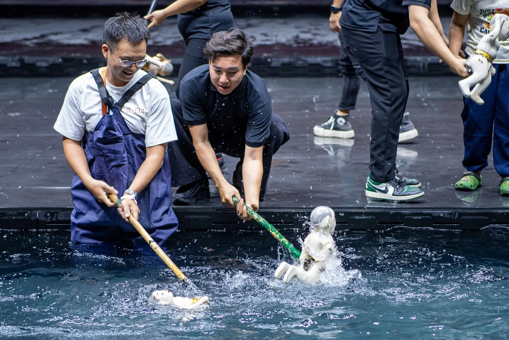 rạp xiếc (3).jpg