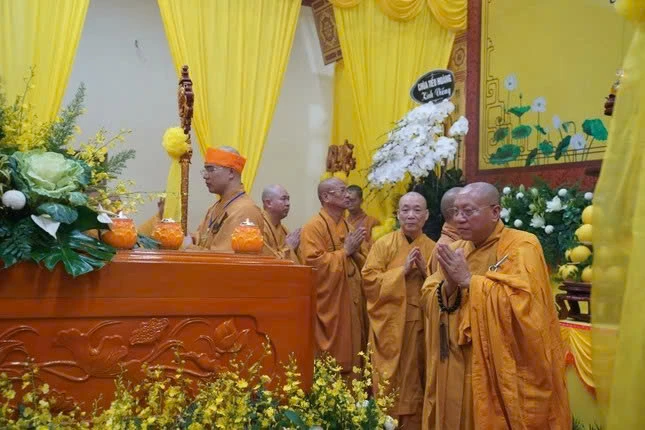 Hòa thượng Thích Thanh Dục (2).jpg