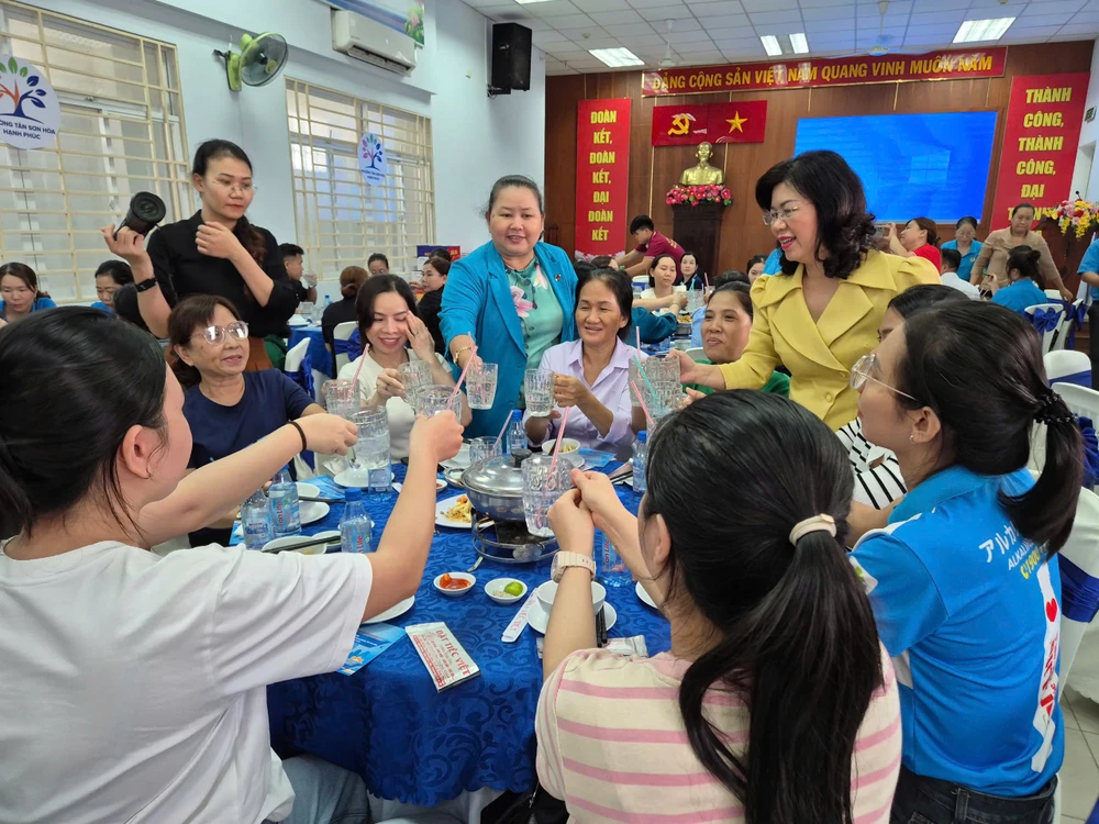 tháng công nhân (1).jpg