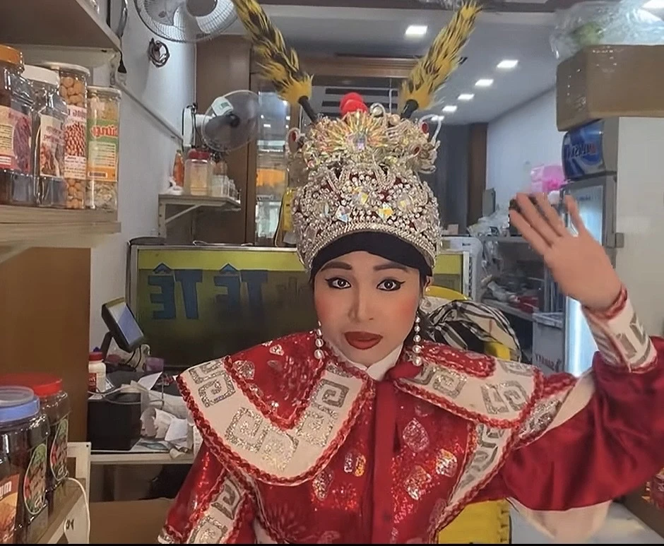 diễn viên Bích Trâm.jpg