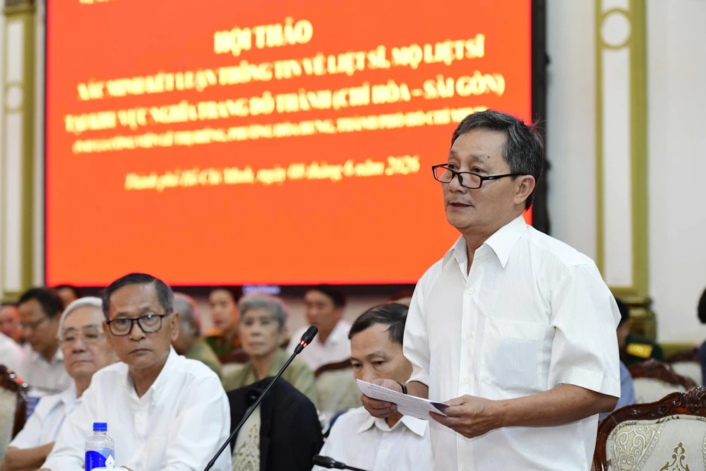 Lê Thị Riêng (6).jpg