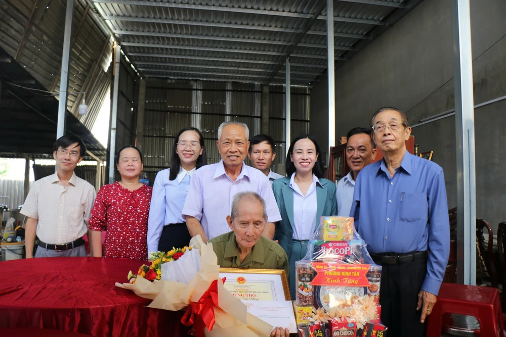 chúc thọ (1).jpg