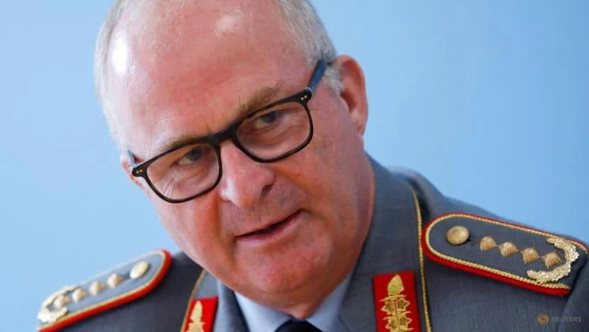 Tướng Eberhard Zorn - tổng thanh tra Bộ Quốc phòng Đức. Ảnh: REUTERS