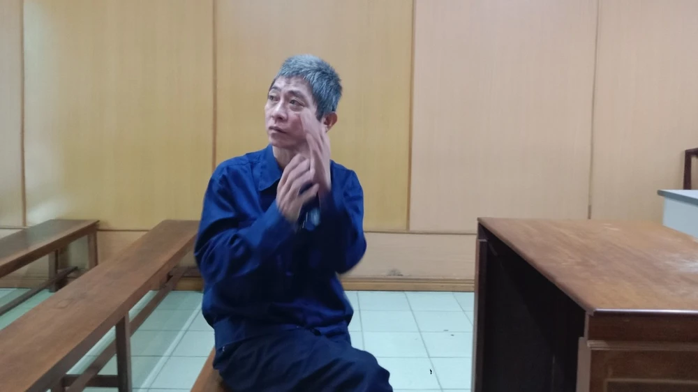 Bị cáo Nguyễn Ngọc Bình tại toà. Ảnh: HD