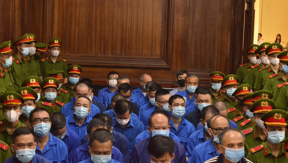 VKSND Tối cao đã truy tố tổng cộng 67 bị can về 10 tội danh bao gồm: Buôn lậu; vi phạm quy định về kế toán gây hậu quả nghiêm trọng; thiếu trách nhiệm gây hậu quả nghiêm trọng....