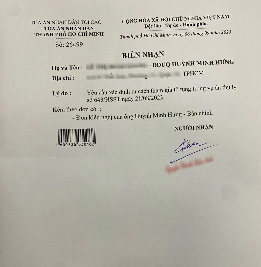 TAND TP.HCM tiếp nhận đơn kiến nghị xác định lại tư cách tham gia tố tụng từ người đại diện theo ủy quyền của ông Đàm Vĩnh Hưng. Ảnh: HĐ