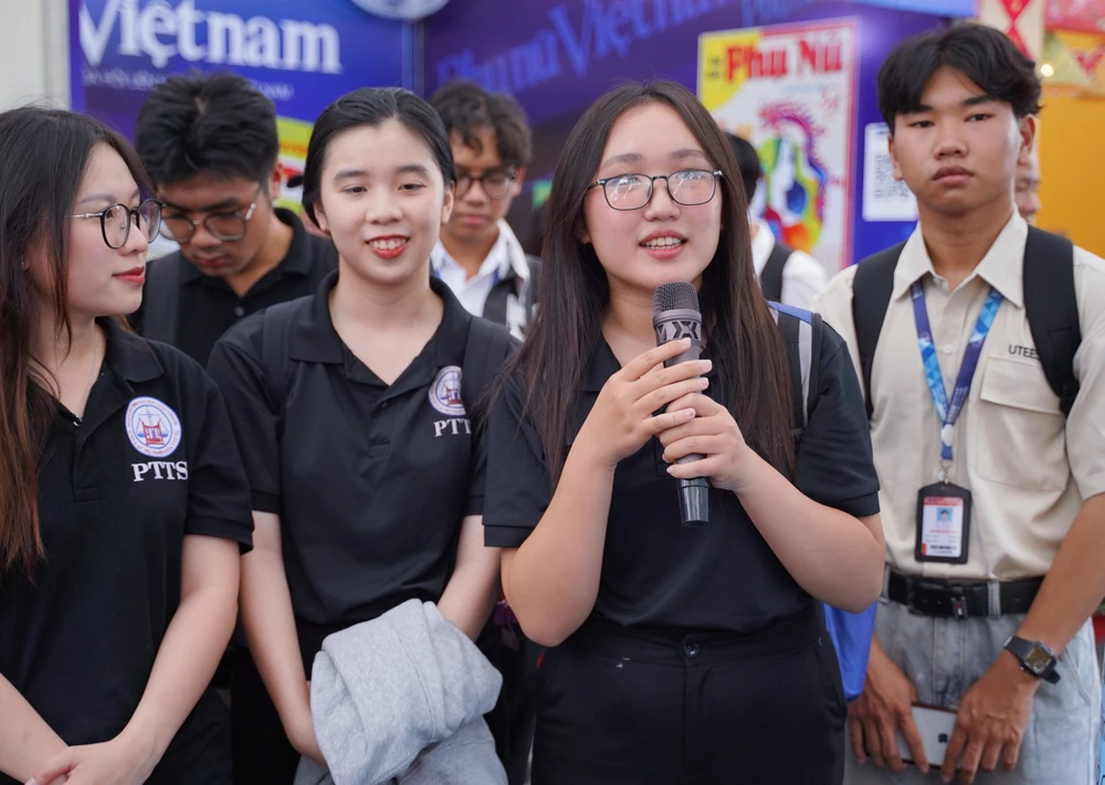 hội báo toàn quốc