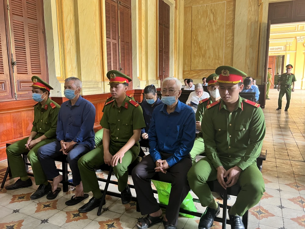 Trần phương bình