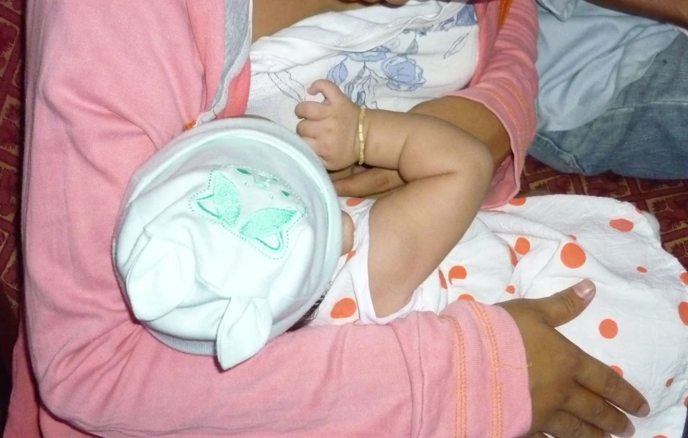 Ly hôn rồi kết hôn lần hai được sinh mấy con? ảnh 1