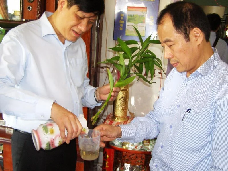 kiểm tra sốt xuất huyết