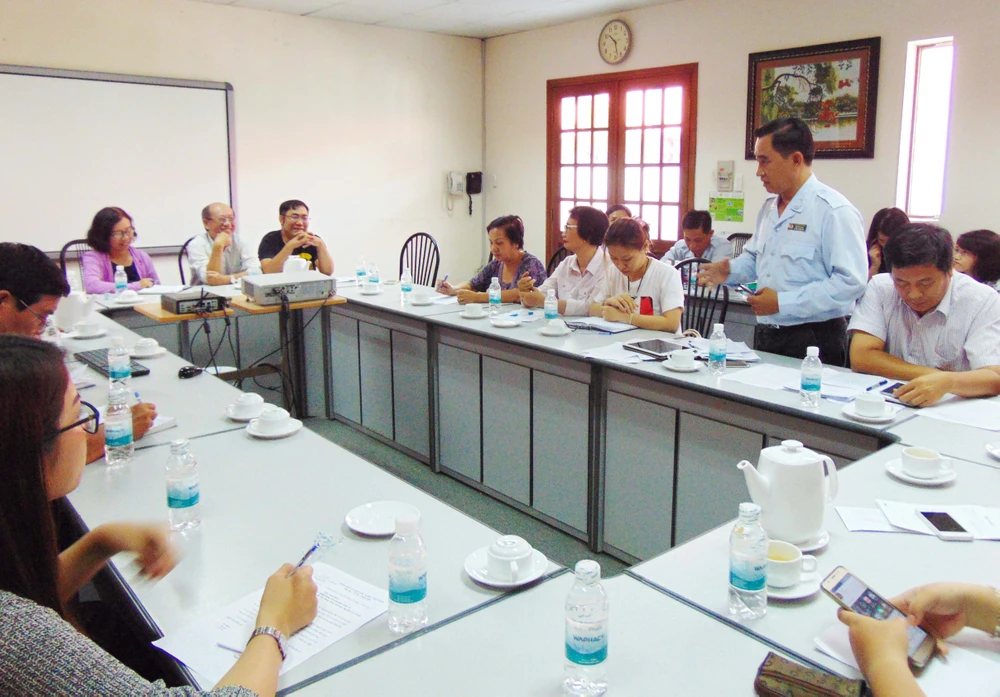 Phòng khám Trung Quốc 'vẽ' bệnh để thu tiền ảnh 1