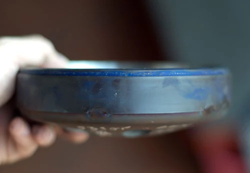 Chuong-con-bi-chay-co-mau-t-1747-1381200