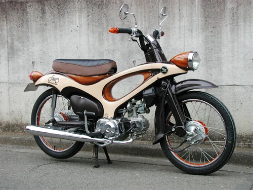 honda-super-cub-50-8-3431-1381804641.jpg