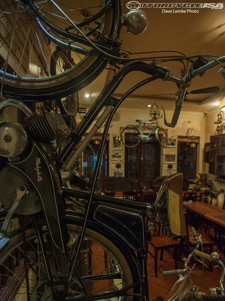 Chủ bộ sưu tập môtô 'khủng' tại Hà thành lên 'báo Tây' 11