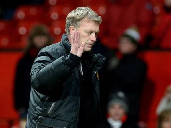 CĐV MU đòi sa thải Moyes ảnh 1