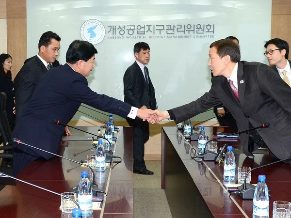 Hàn Quốc tăng cường hoạt động dân sự với Triều Tiên ảnh 1