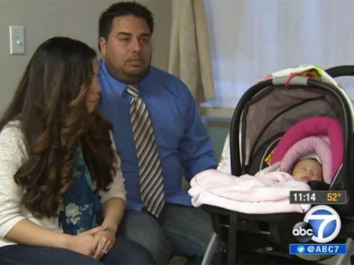 Bé gái sinh ra không có máu