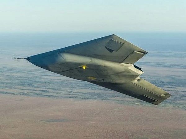 Anh thử nghiệm máy bay không người lái hiện đại nhất ảnh 1