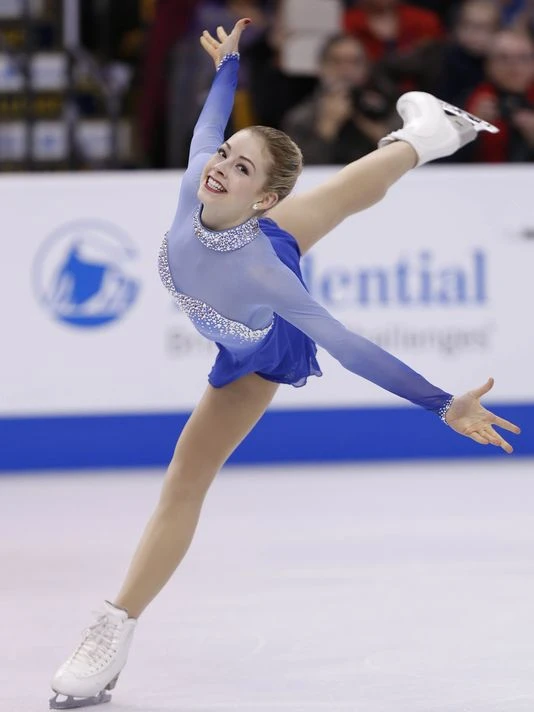 Vẻ đẹp "hớp hồn" của VĐV trượt băng người Mỹ ảnh 14