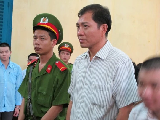 Nguyên Chánh thanh tra sở NN & PTNN Trà Vinh tại phiên phúc thẩm