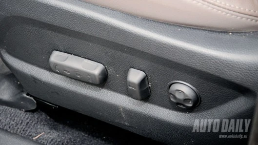 Làm gì khi ắc quy ôtô bỗng dưng “chết” sau 1 đêm? ảnh 6