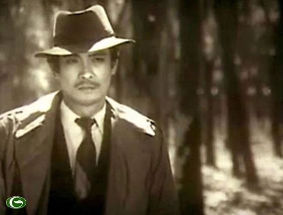 Ván bài lật ngửa, Chánh Tín