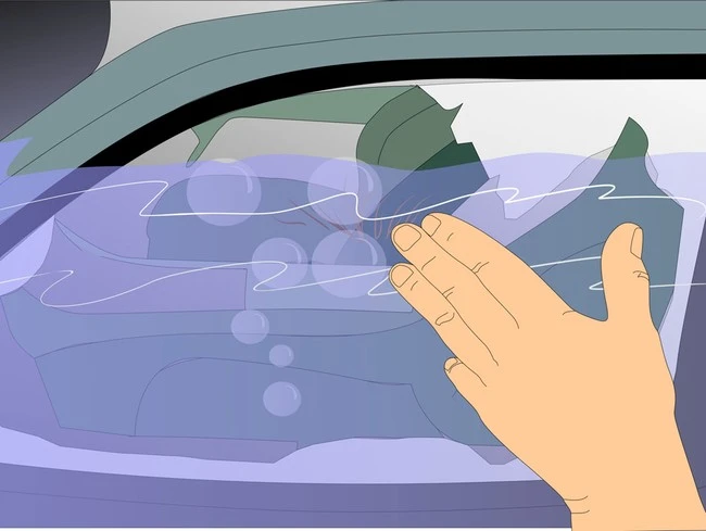 Cách thoát khỏi xe bị chìm xuống nước 5