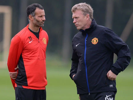 Giggs không thể “ngồi chung thuyền” với Moyes