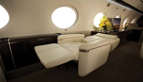 Nội thất cực “đỉnh” bên trong máy bay của giới tỷ phú ảnh 15