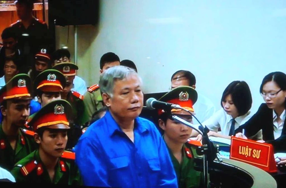 Phúc thẩm vụ án Dương Chí Dũng: Cấp trên phủ nhận tham ô, cấp dưới khẳng định có ảnh 6