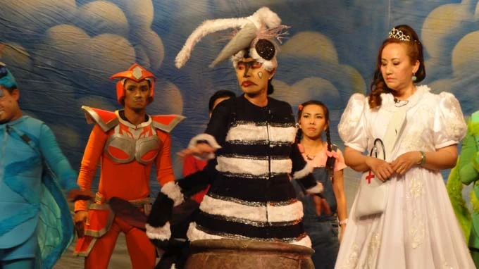 Nhà hát khoa học đến trường ảnh 1