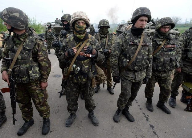 Chính phủ Ukraine giành lại tháp truyền hình ở Kramatorsk ảnh 1