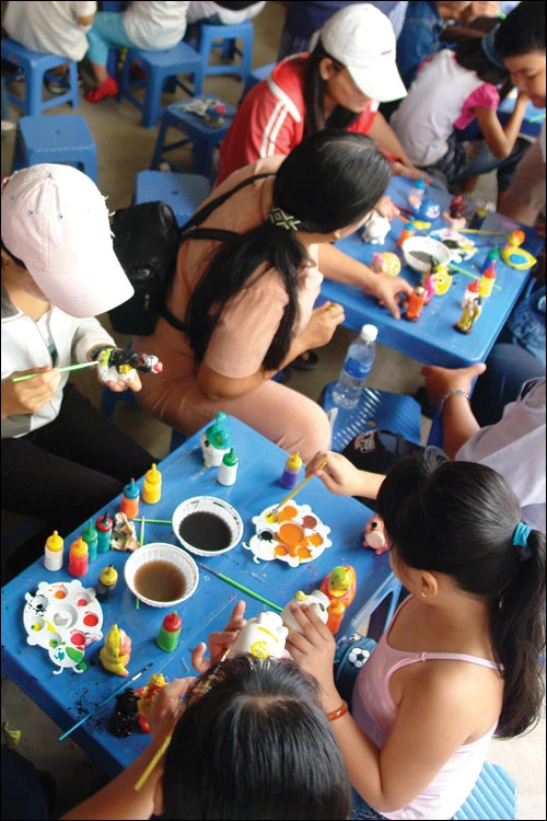 Nhiễm độc từ màu vẽ của trẻ ảnh 1 Nhiễm độc từ màu vẽ của trẻ ảnh 1