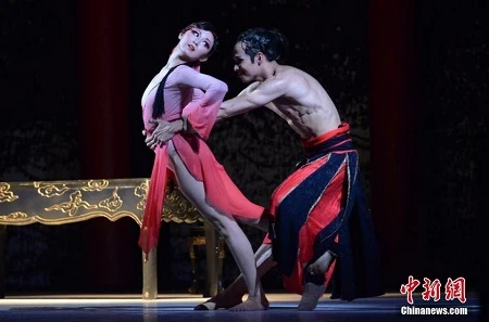 Trung Quốc “náo loạn” vì vở múa gợi tình Kim Bình Mai