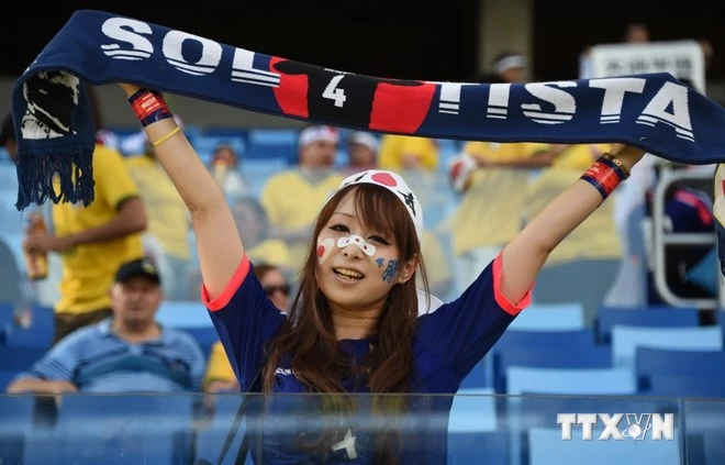 Nữ CĐV Nhật đi từ hân hoan tới buồn bã khi đội nhà bị loại ảnh 3
