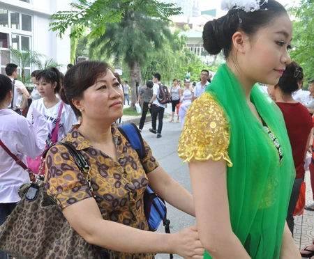 thí sinh, nữ sinh, xinh đẹp, thi nghệ thuật, văn hóa