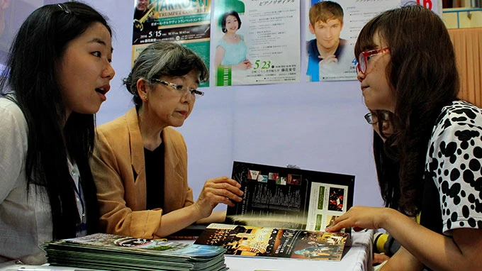 Du học: ở hay về? ảnh 1