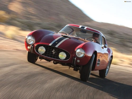 Ferrari 250 GT 14 - Louver Berlinetta sản xuất năm 1957, số lượng 8 chiếc