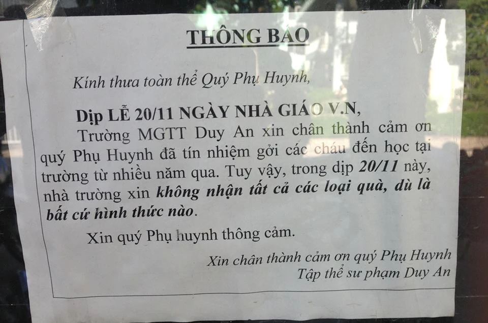 20-11, nhà trường xin từ chối nhận quà của phụ huynh ảnh 1
