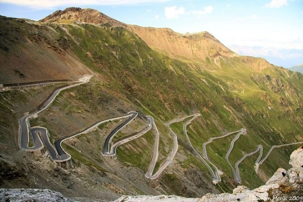 10 đường đua điên rồ nhất thế giới ảnh 4