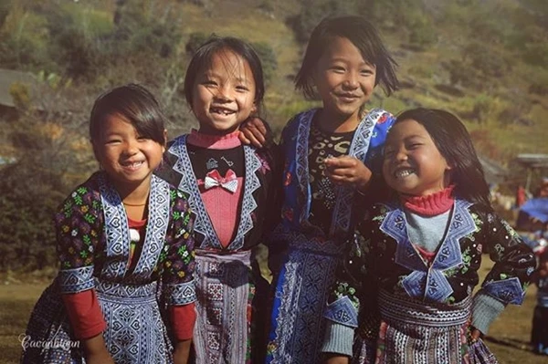 Lung linh mùa xuân trong nắng miền Tây Bắc ảnh 12