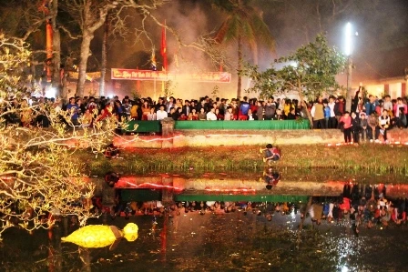 Sôi động lễ hội chợ Đình Bích La ảnh 3