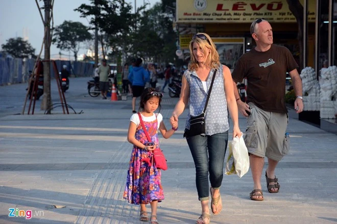 Phố đi bộ dài 640 m ở Sài Gòn trước ngày khánh thành