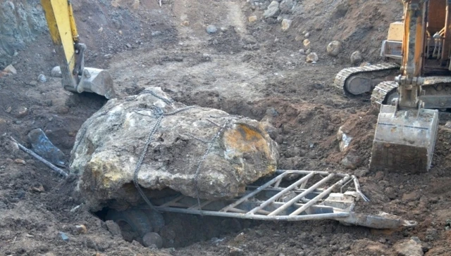 Vụ bắt giữ hòn đá 30 tấn: Đề xuất tịch thu, phạt người khai thác 1 tỉ đồng ảnh 2