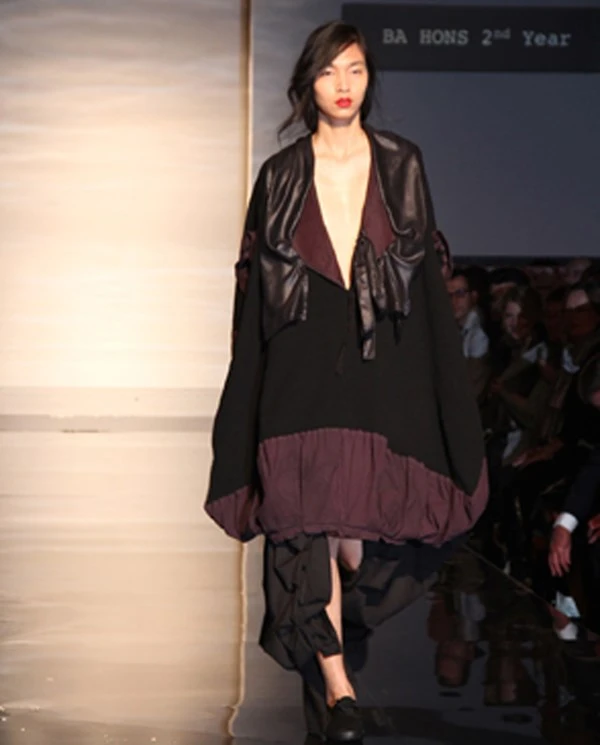 Giới người mẫu lên tiếng vụ chân dài bán dâm ảnh 2