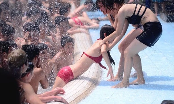 Kỹ năng phòng tránh bị quấy rối tình dục nơi công cộng ảnh 1